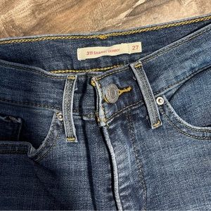 Levis 311 shaping skinny jeans